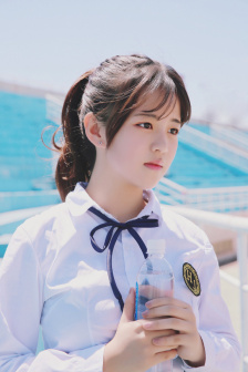 女刑警被两个黑人夹击小说
